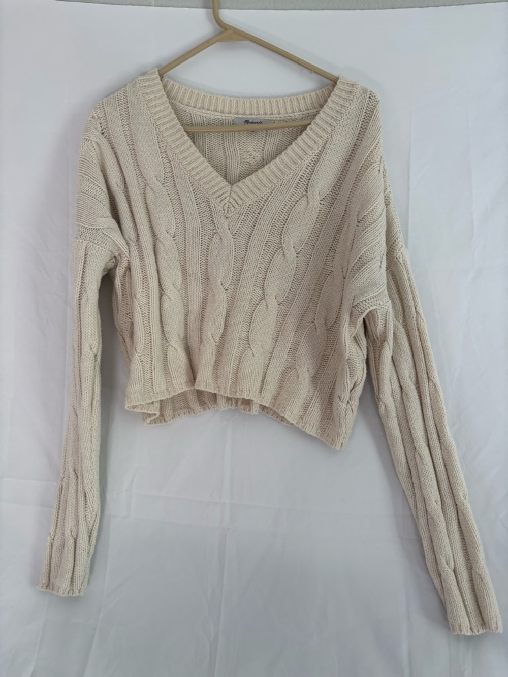 Madewell Cream Cable-Knit Cropped V-Neck Sweater